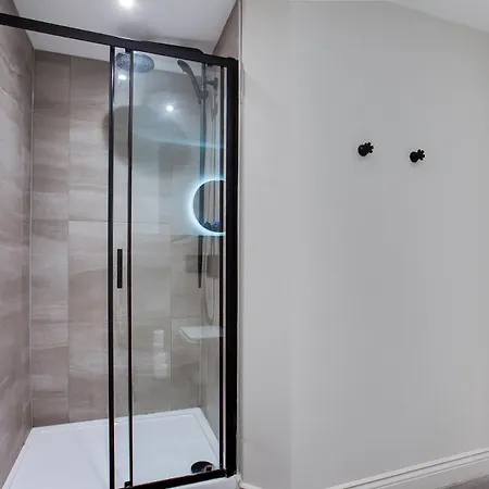 Luxury, Centre Escape * Leeds (West Yorkshire)