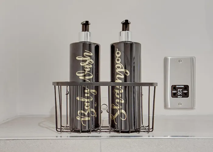 Luxury, Centre Escape Leeds (West Yorkshire)