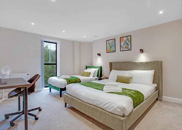 Luxury, Centre Escape Apartment